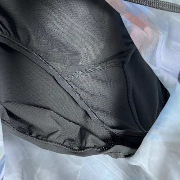 Lululemon Floral Running Shorts Womens Size 6 Lightweight Athletic‎ Gym - Picture 8 of 8